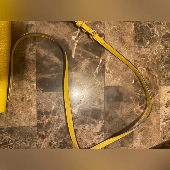 Sold🛑💛Vince Camuto~Leather Crossbody Front/Flap Color-Dandelion - Picture 10 of 12